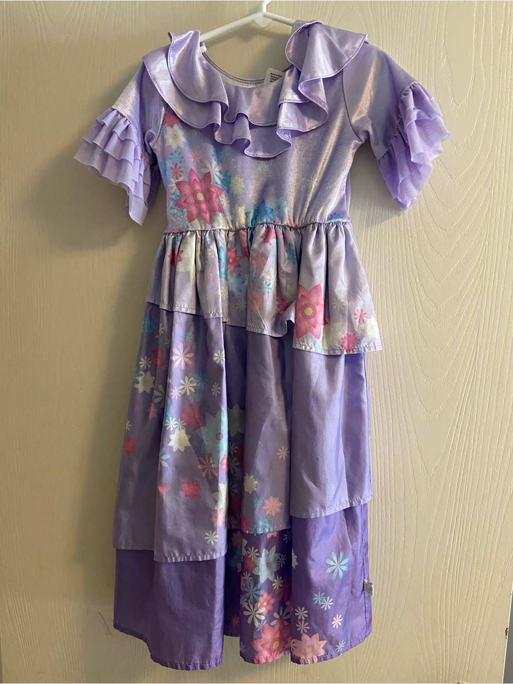 Dress up bundle- Little Adventures, Disney & others. Size 3-6